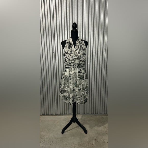 Women’s Andrew Marc New York Black White Floral Polyester Midi Dress Size 10 - Picture 1 of 6